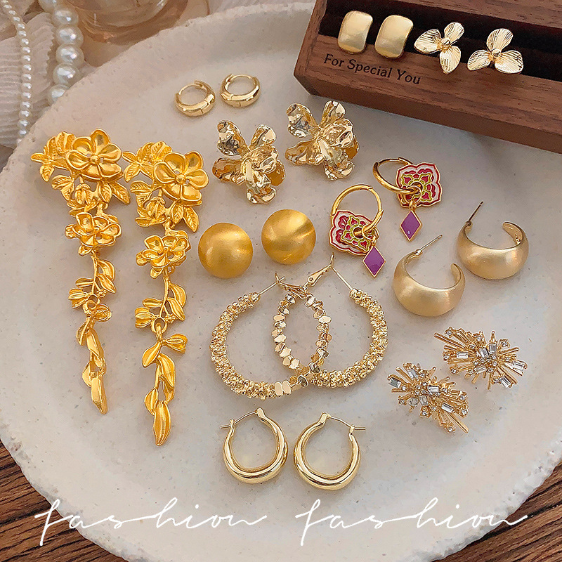 欧美金属复古气质素圈耳环女轻奢高级感夸张耳坠民族风中古饰品